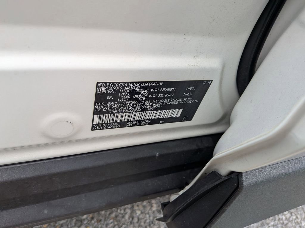 Used 2019 Toyota RAV4 XLE w/ Convenience Package AWD/4WD image 11
