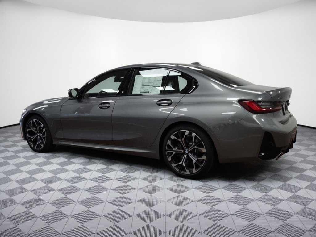 Used 2026 BMW 330i xDrive Sedan w/ M Sport Package AWD/4WD image 3