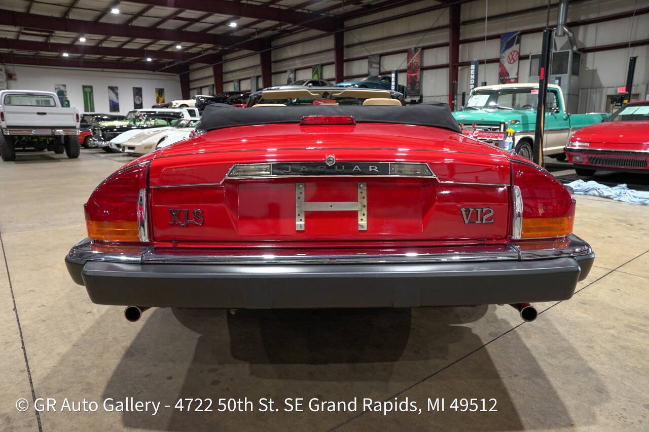 Used 1989 Jaguar XJS V12 Convertible RWD image 7