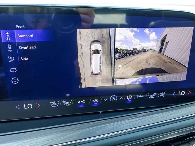 New 2026 Chevrolet Suburban Premier AWD/4WD image 31