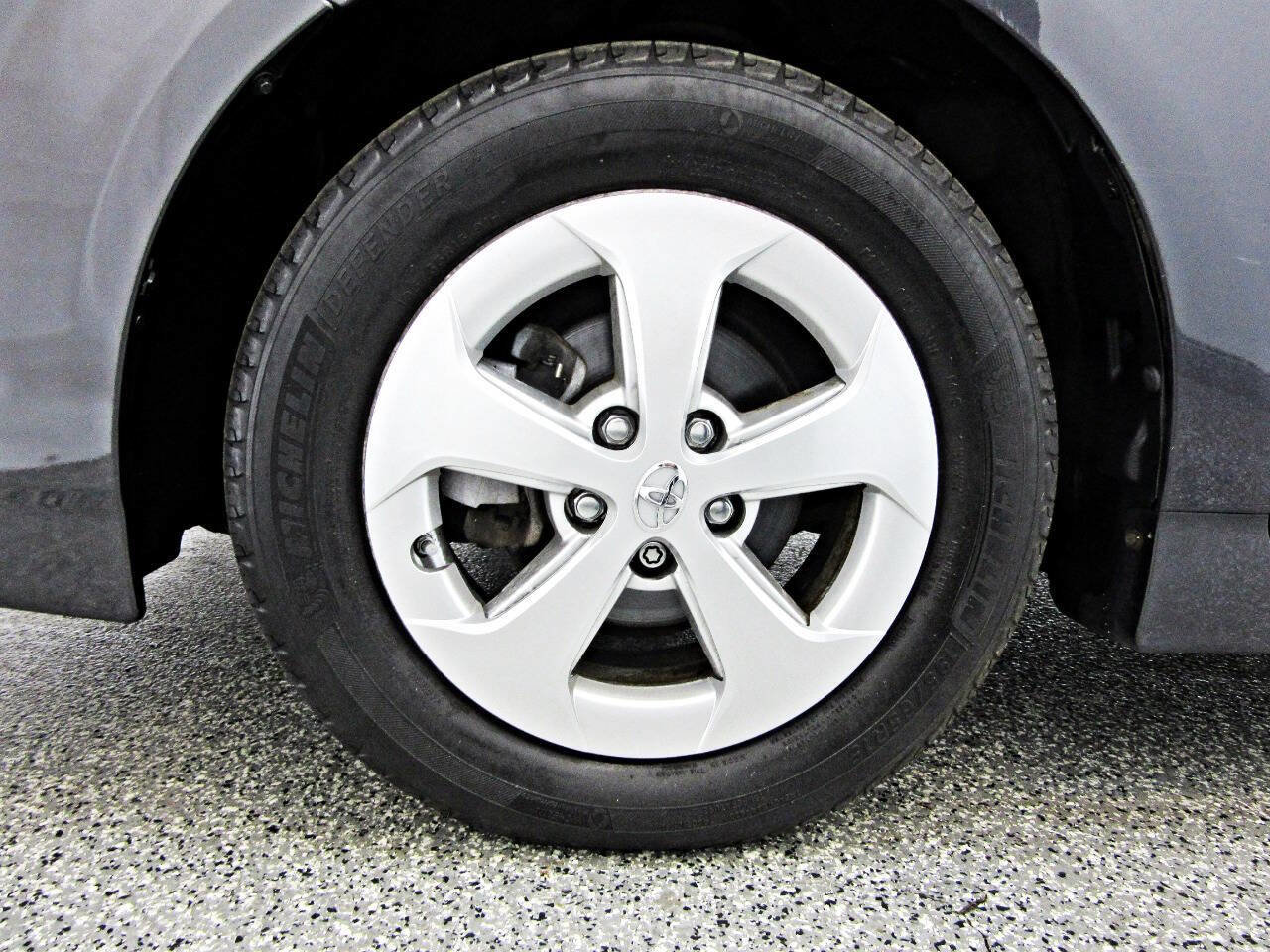 Used 2010 Toyota Prius Three image 18