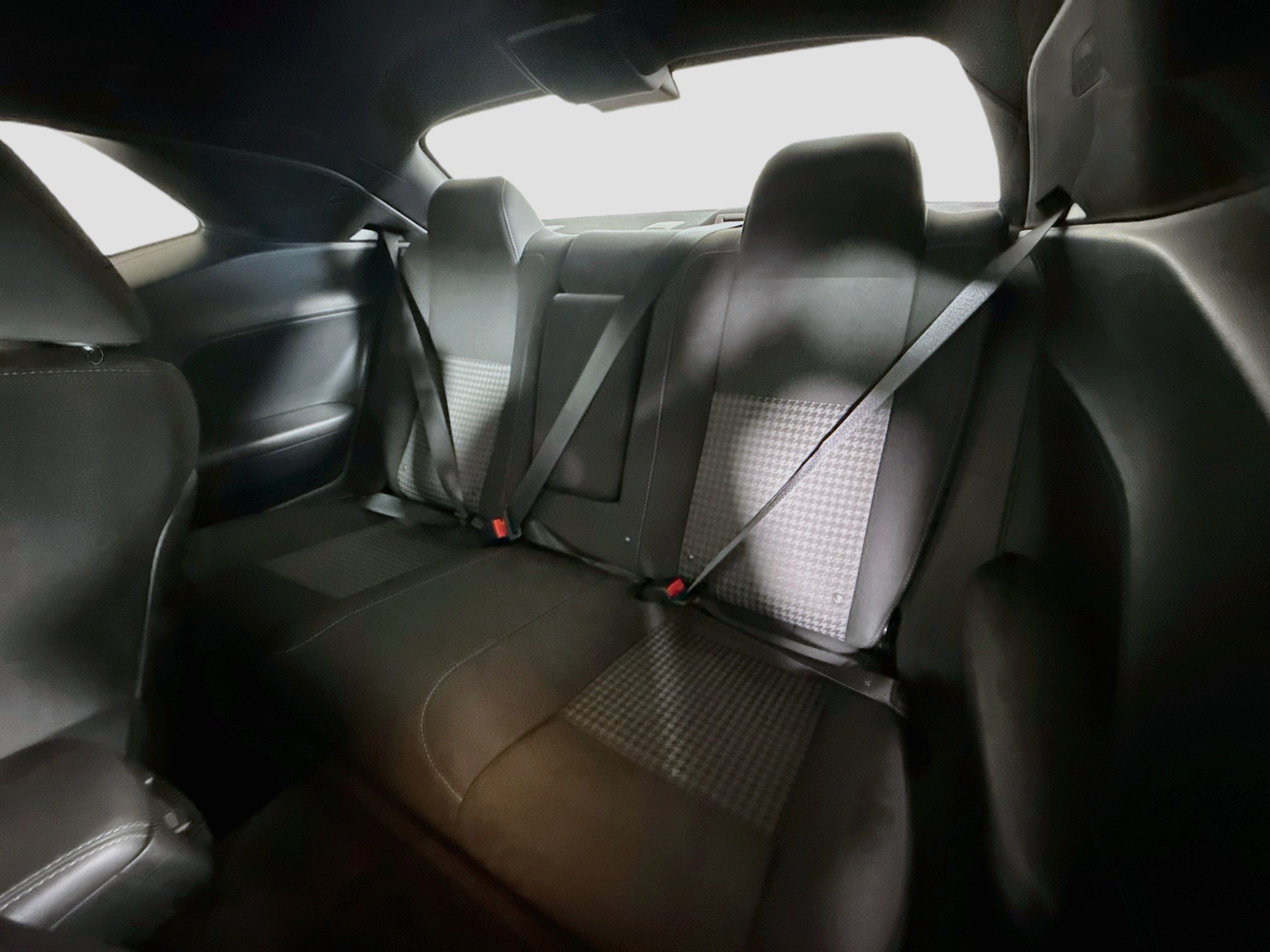 Used 2018 Dodge Challenger R/T Scat Pack RWD image 25