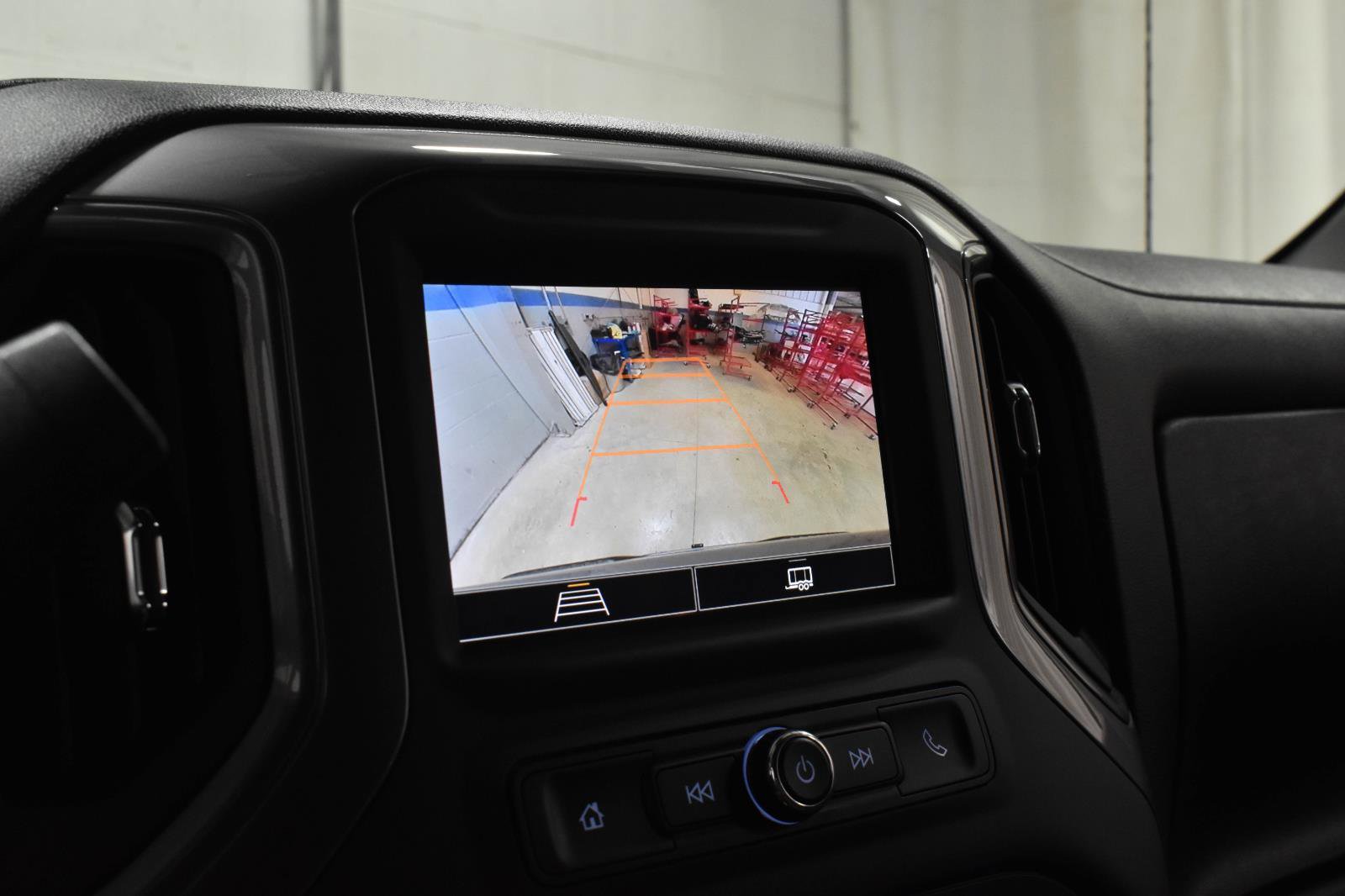 Used 2023 Chevrolet Silverado 1500 Custom w/ LPO, Dark Essentials Package AWD/4WD image 17