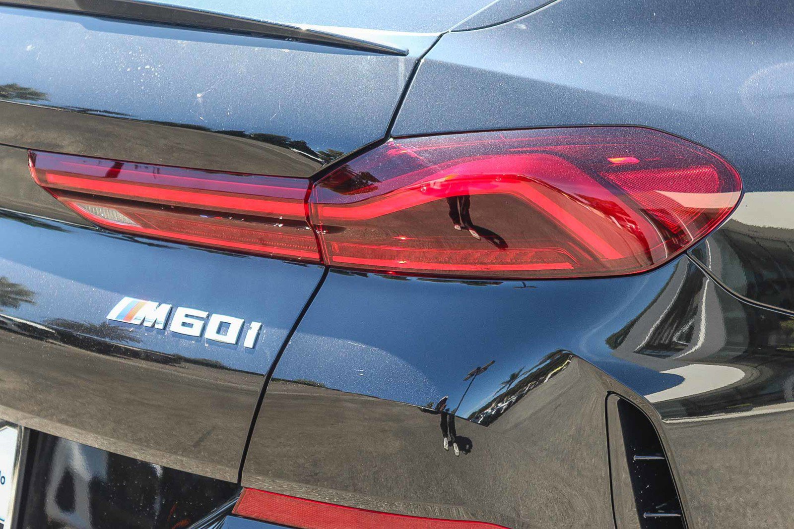 New 2026 BMW X6 M60i image 7