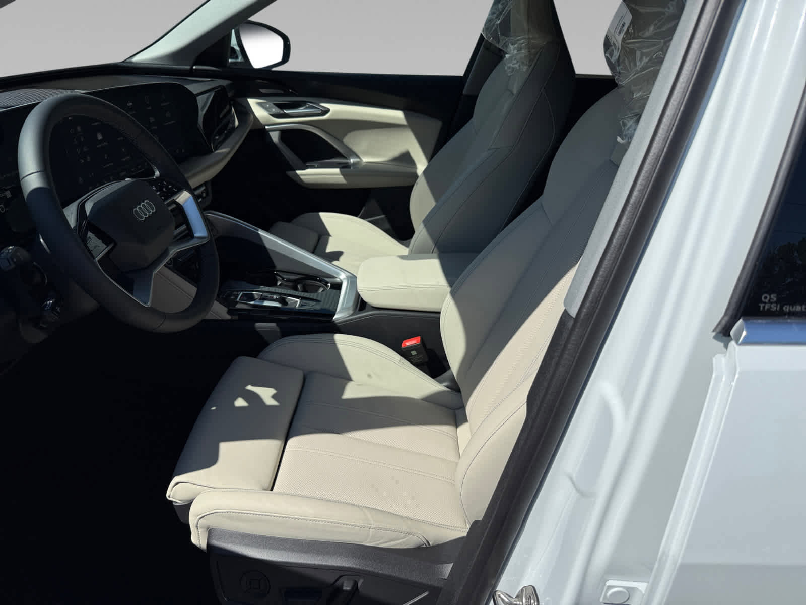 New 2025 Audi Q5 Premium Plus image 15