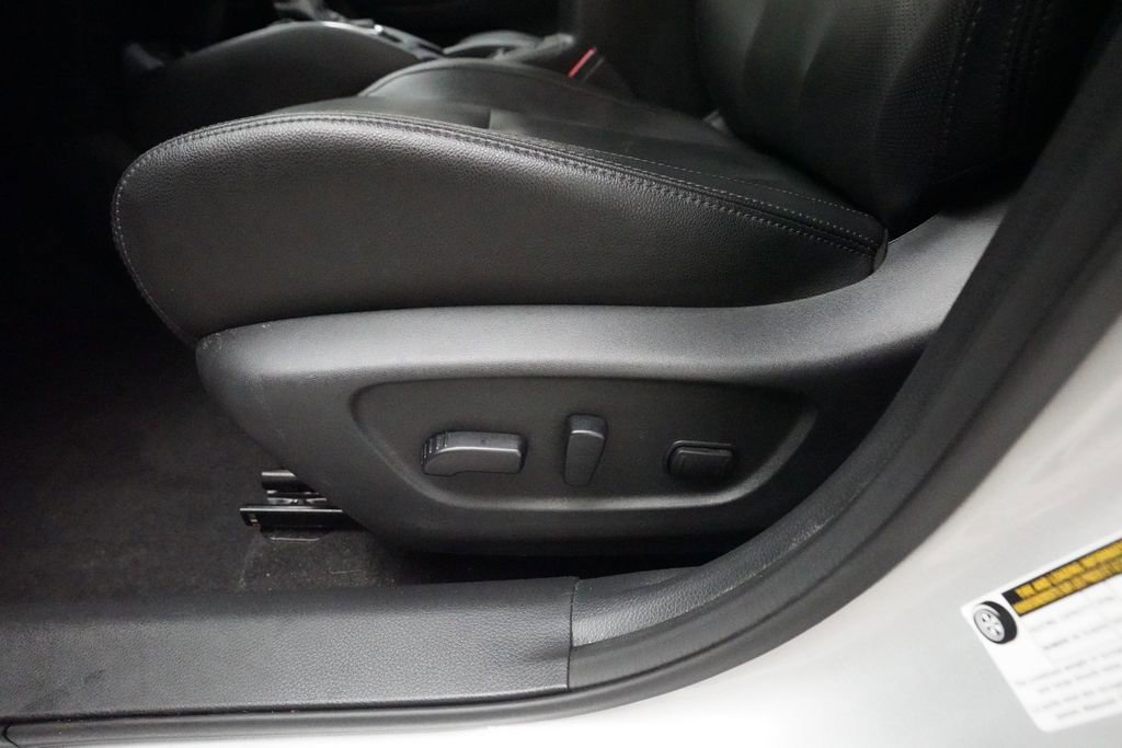 Used 2019 Nissan Rogue SL image 29