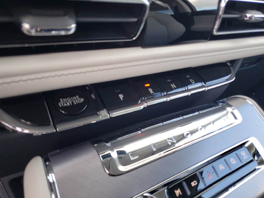 New 2026 Lincoln Aviator 2WD image 30