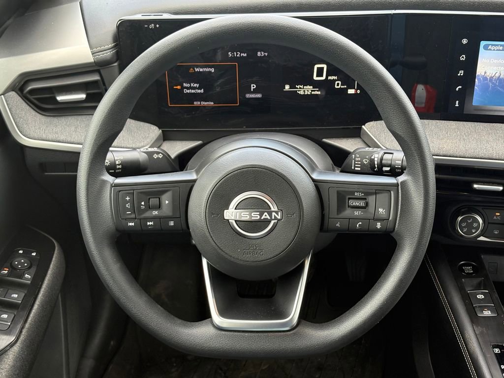 Used 2025 Nissan Kicks SV AWD/4WD image 30