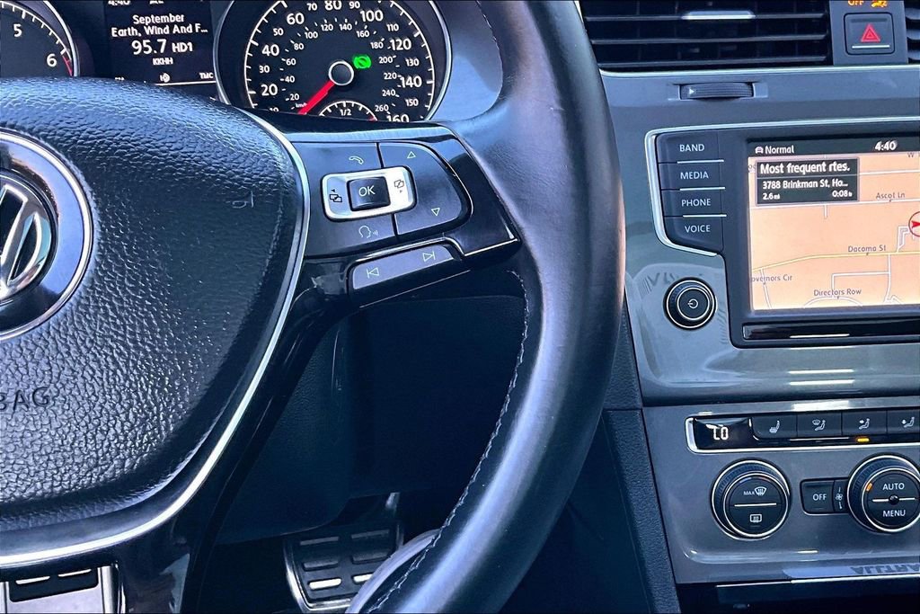 Used 2017 Volkswagen Golf Alltrack SEL image 26