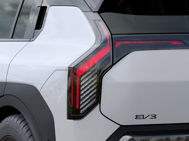 New 2027 Kia EV3 Land FWD image 12