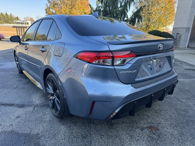 Used 2023 Toyota Corolla SE image 5