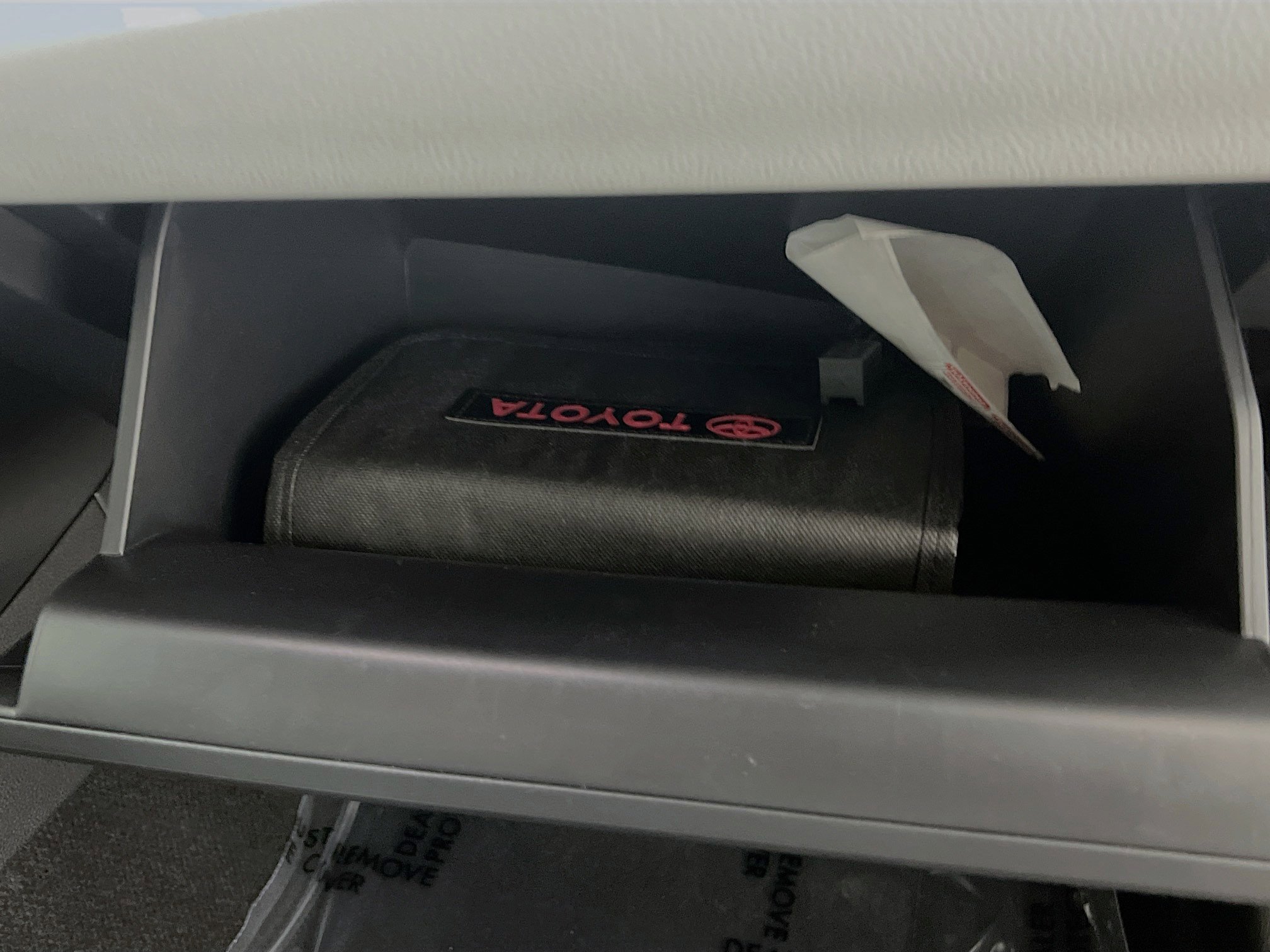 Used 2025 Toyota Corolla SE image 35