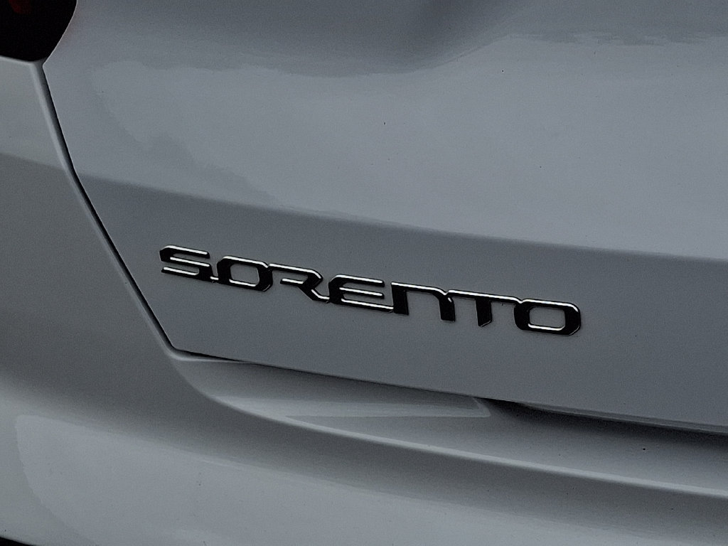 Certified 2023 Kia Sorento SX AWD/4WD image 34