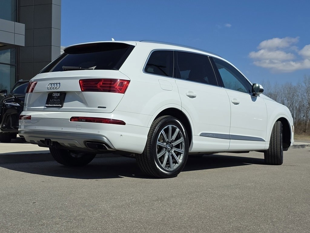 Used 2019 Audi Q7 3.0T Prestige image 25