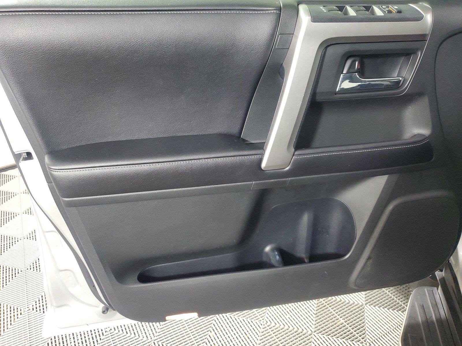 Used 2017 Toyota 4Runner SR5 RWD image 16