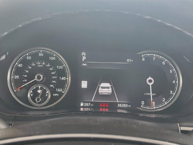 Used 2025 Genesis GV70 2.5T AWD/4WD image 12