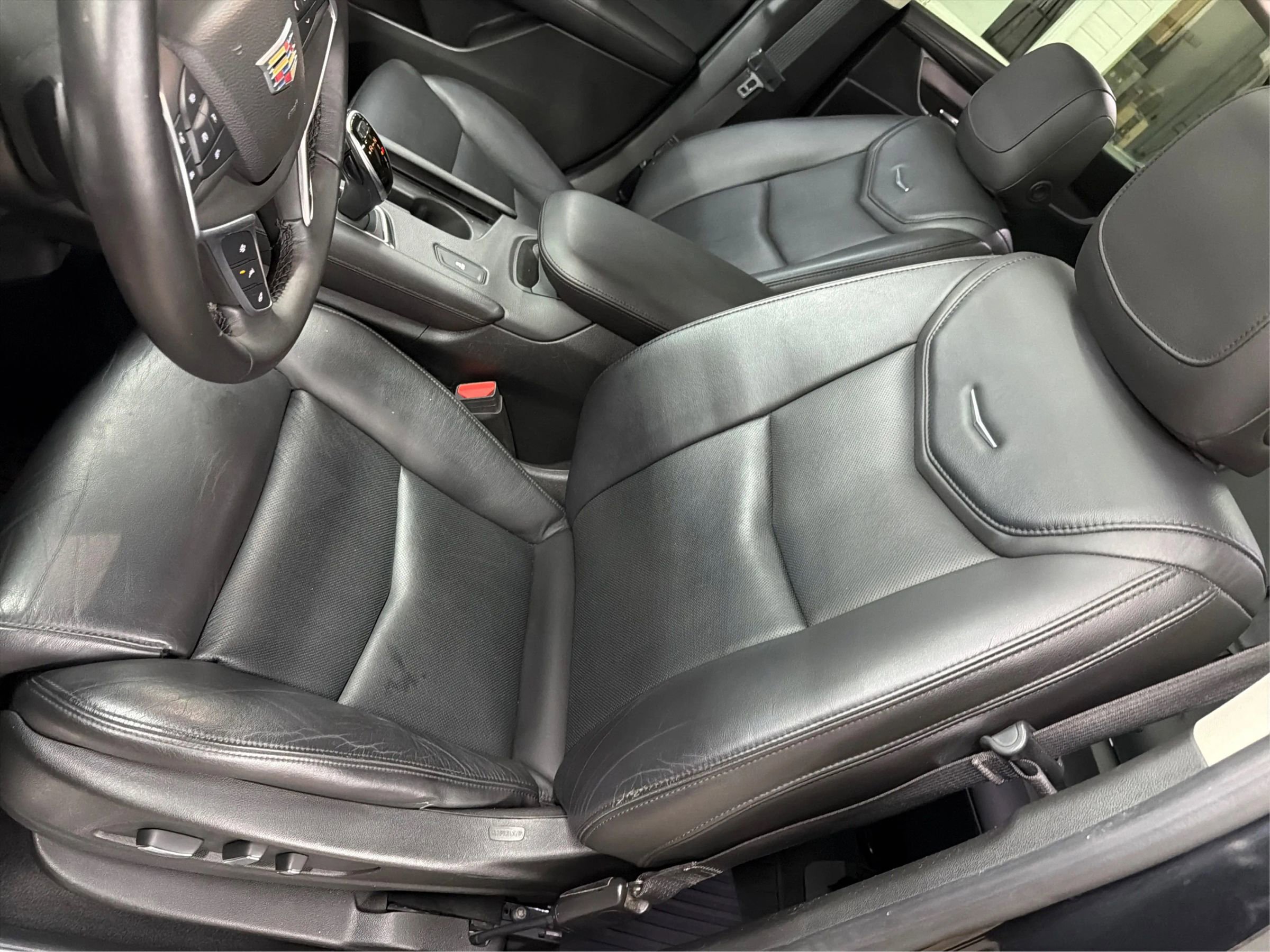 Used 2017 Cadillac XT5 Luxury w/ Driver Awareness Package image 35