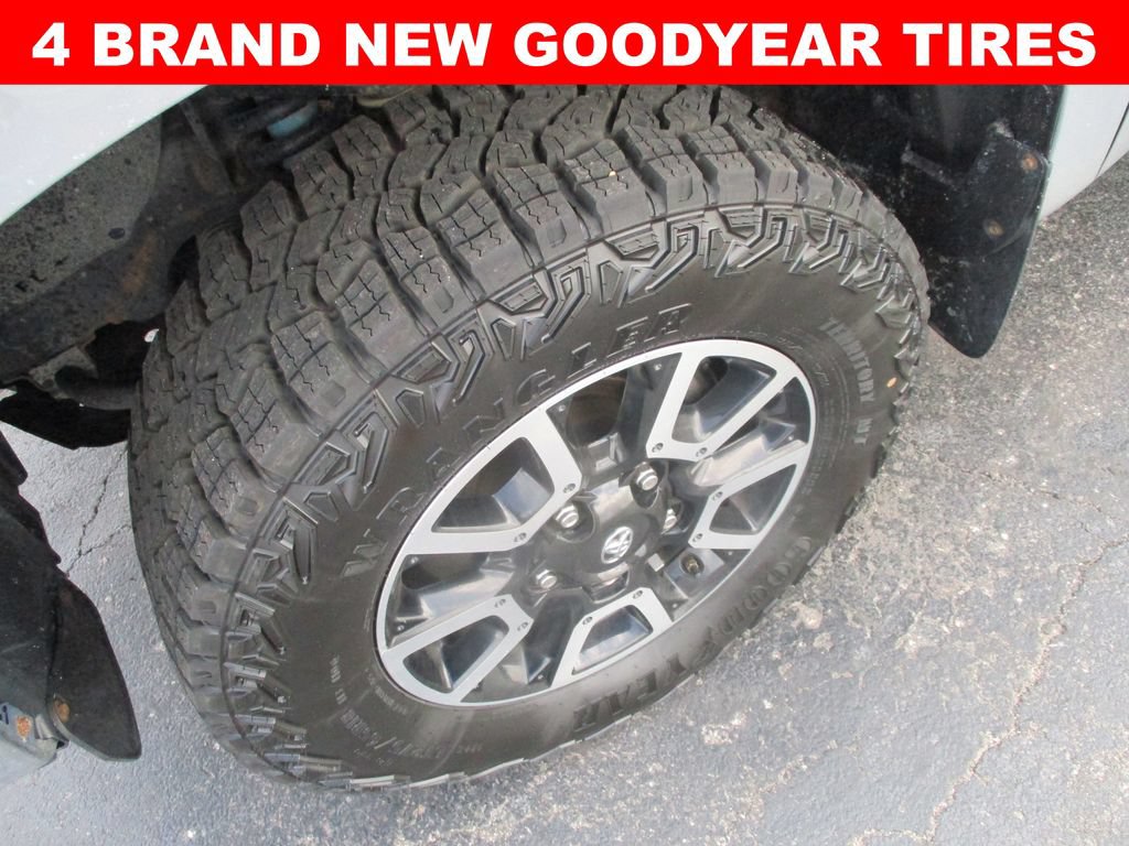Used 2018 Toyota Tundra Limited AWD/4WD image 4