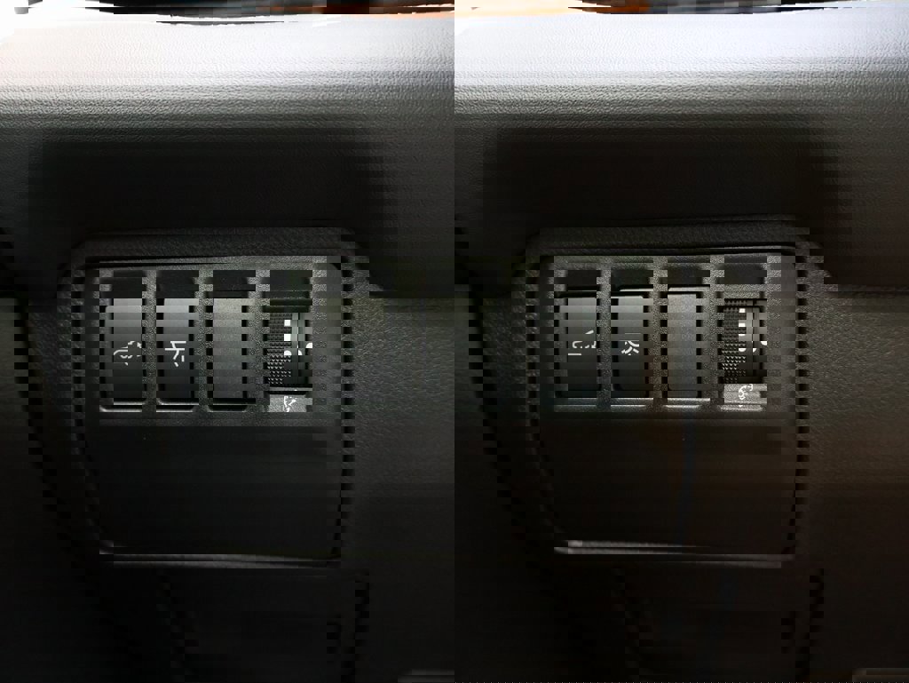 New 2025 Subaru Ascent Touring image 34