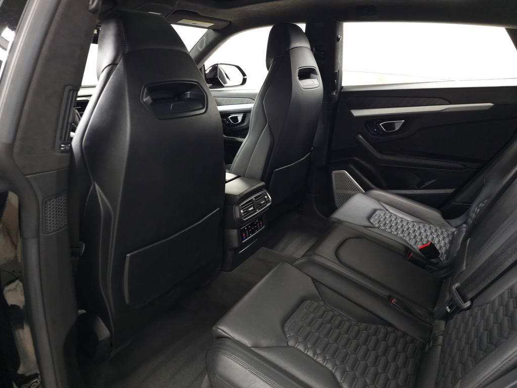 Used 2019 Lamborghini Urus AWD/4WD image 36
