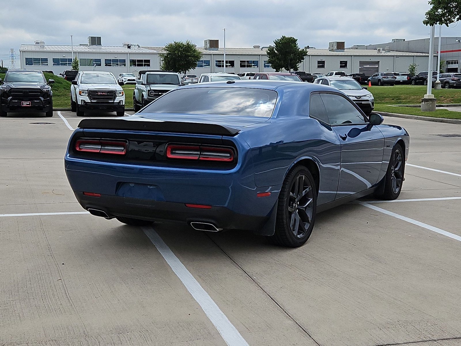 Used 2023 Dodge Challenger R/T w/ Blacktop Package RWD image 5
