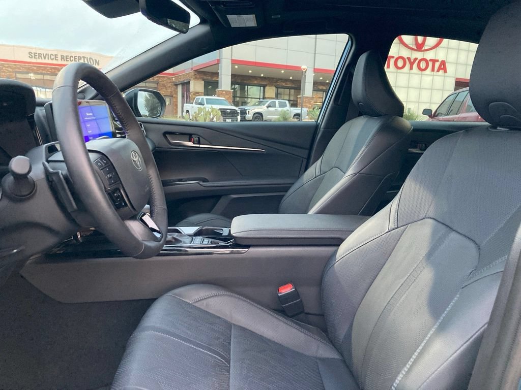 Used 2026 Toyota Camry XSE w/ Premium Plus Package FWD image 10