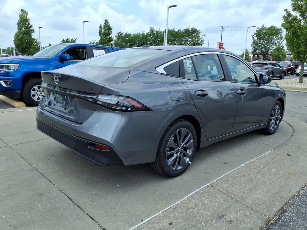 New 2026 Nissan Sentra SL w/ Floor Mat Package FWD image 7