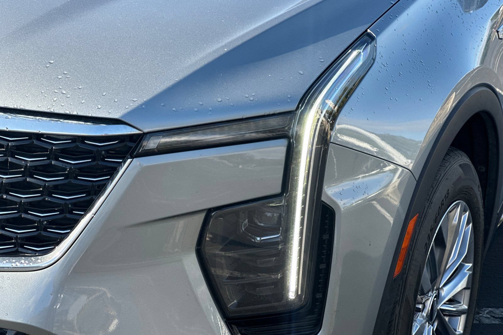 Certified 2025 Cadillac XT4 Premium Luxury FWD image 50