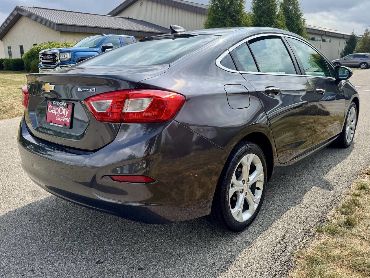 Used 2016 Chevrolet Cruze Premier w/ Enhanced Convenience Package image 6