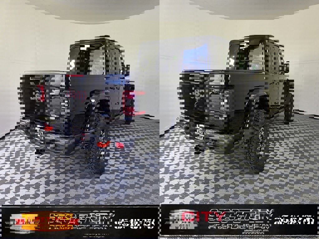 New 2025 Jeep Gladiator Mojave image 7