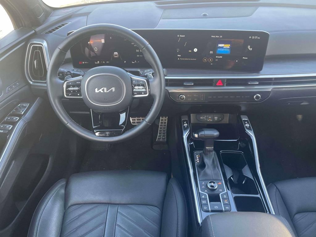 Used 2025 Kia Sorento SX Prestige image 12
