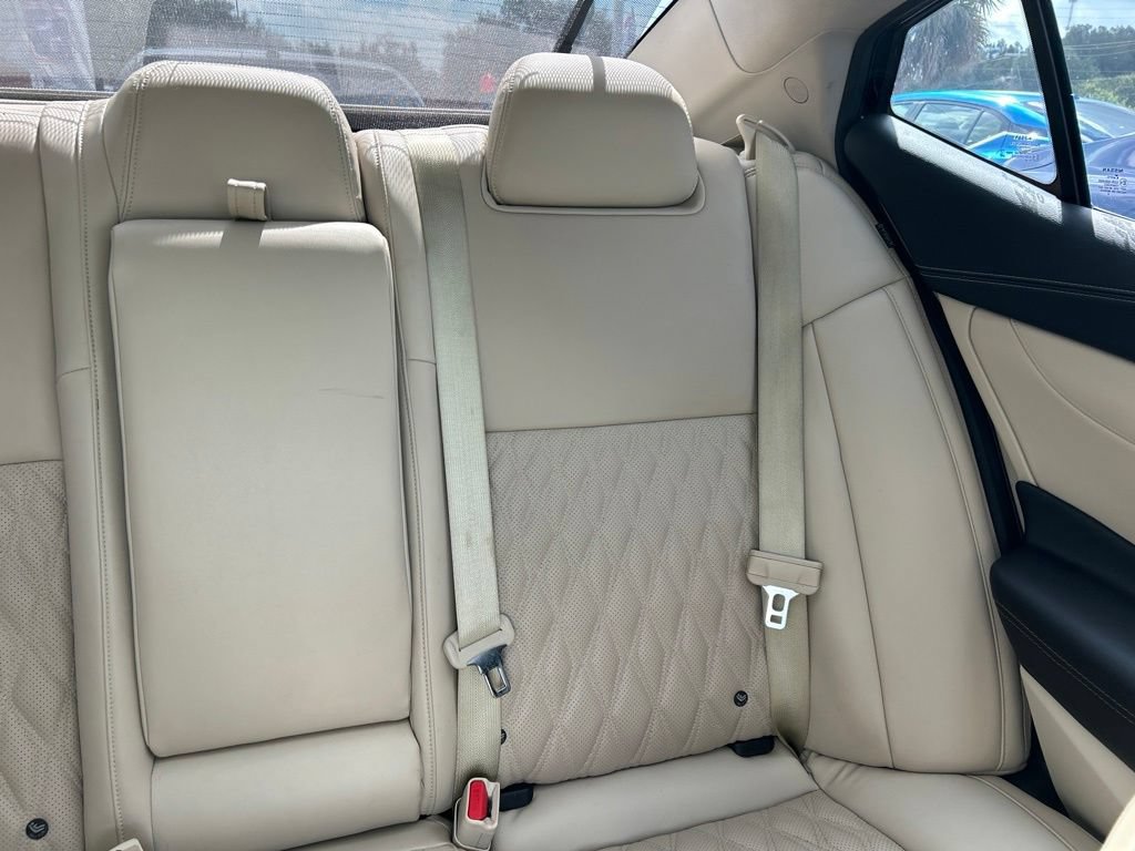 Used 2023 Nissan Maxima Platinum w/ Sport Mat Group FWD image 15