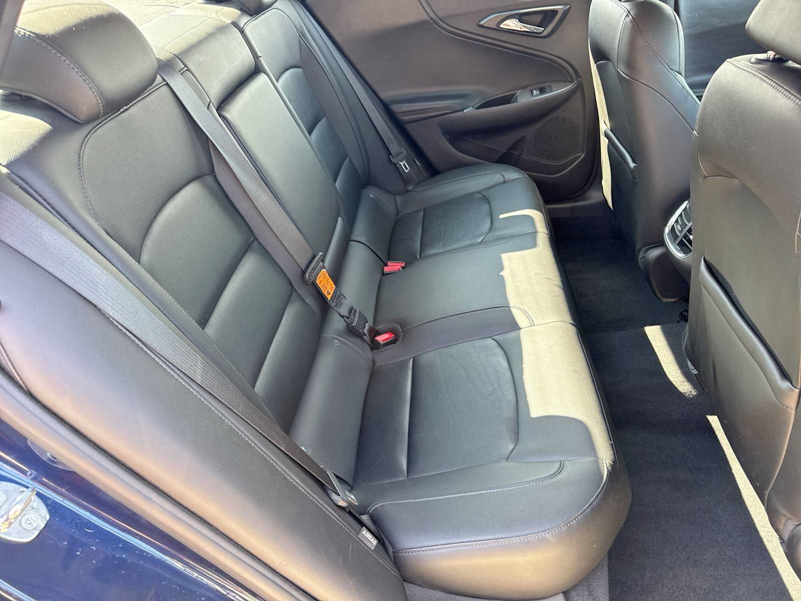 Used 2017 Chevrolet Malibu LT w/ Leather Package FWD image 19
