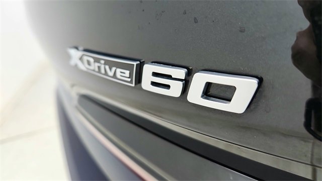 Used 2023 BMW i7 xDrive60 image 18