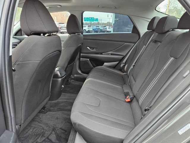 Used 2024 Hyundai Elantra SEL w/ Convenience Package FWD image 13