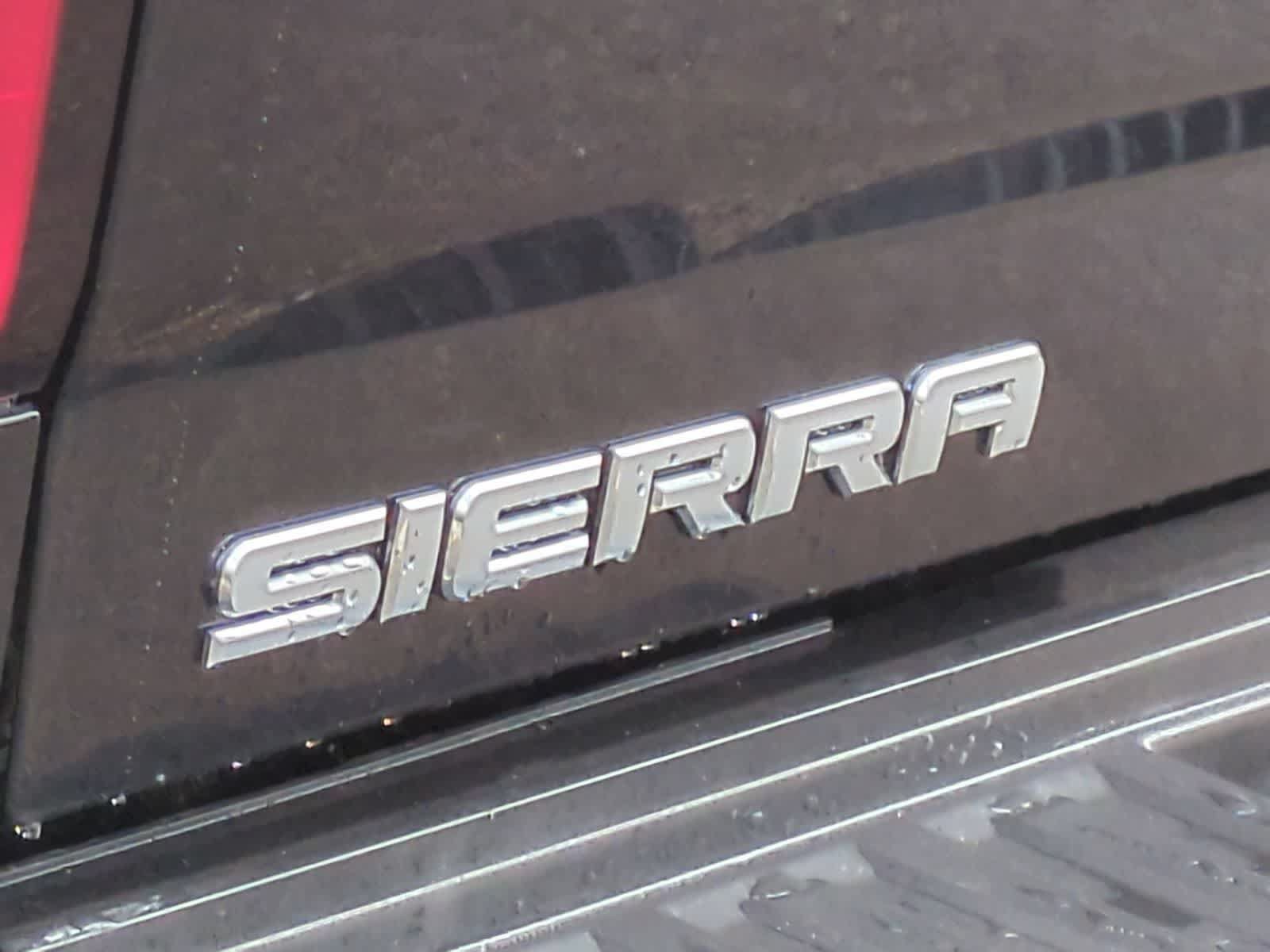 Used 2017 GMC Sierra 2500 Denali w/ Suspension Package, Off-Road AWD/4WD image 13