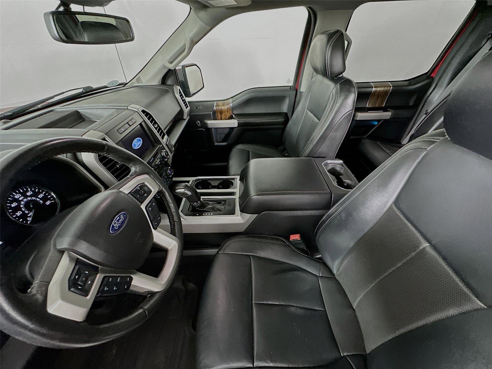 Used 2019 Ford F150 Lariat image 11
