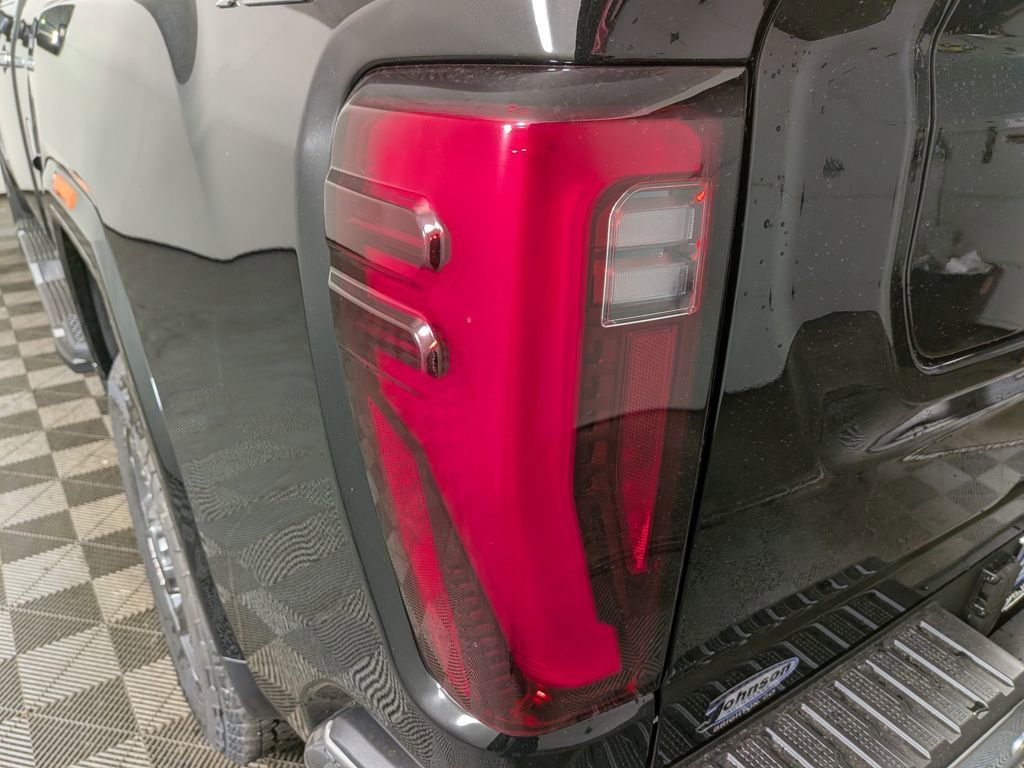 New 2025 GMC Sierra 2500 SLT w/ SLT Premium Package image 11