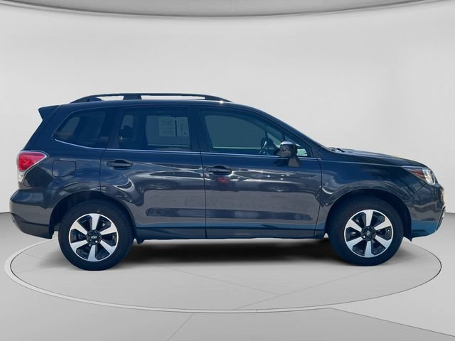 Used 2018 Subaru Forester 2.5i Limited AWD/4WD image 7