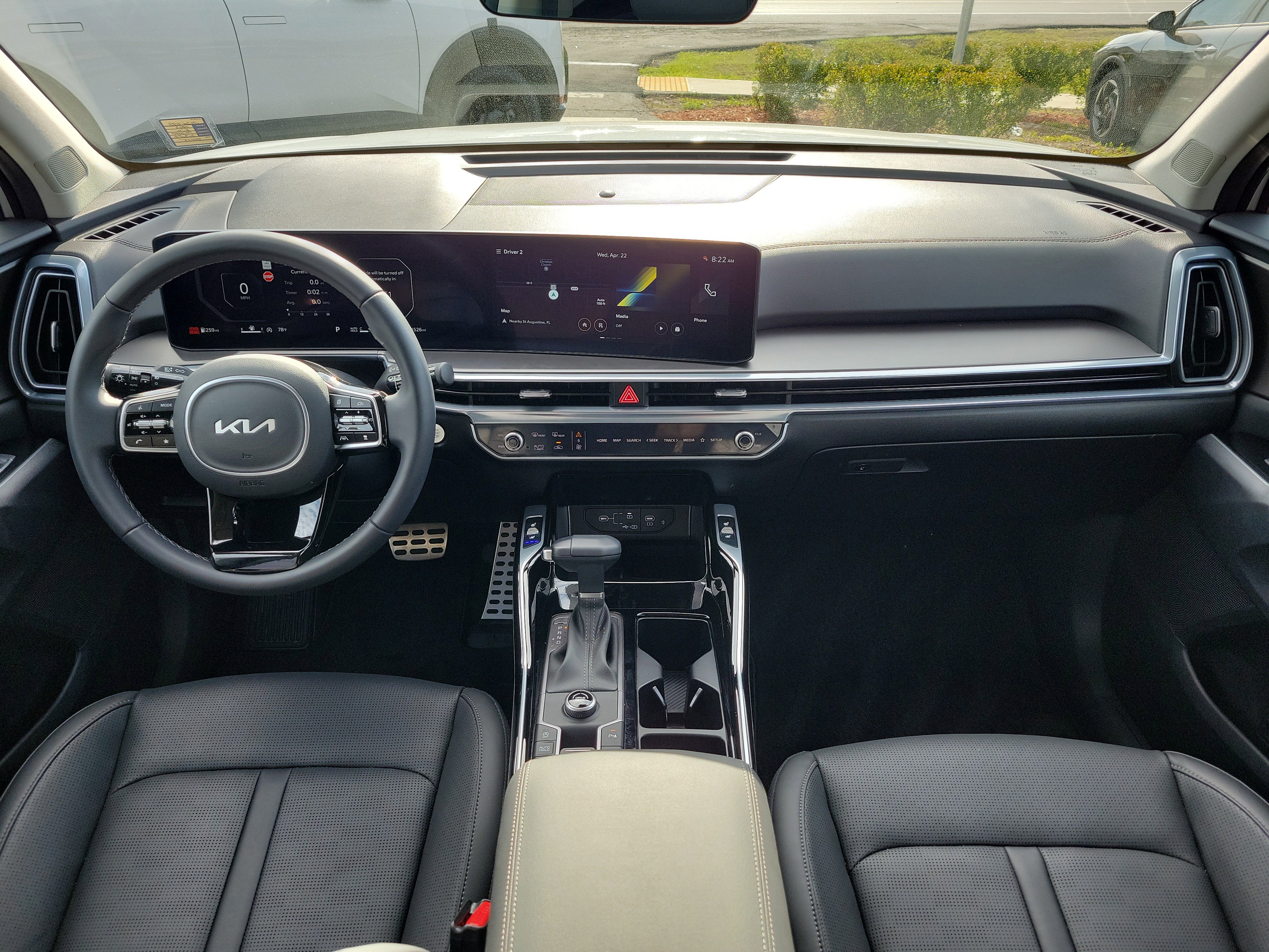 Used 2025 Kia Sorento SX image 18