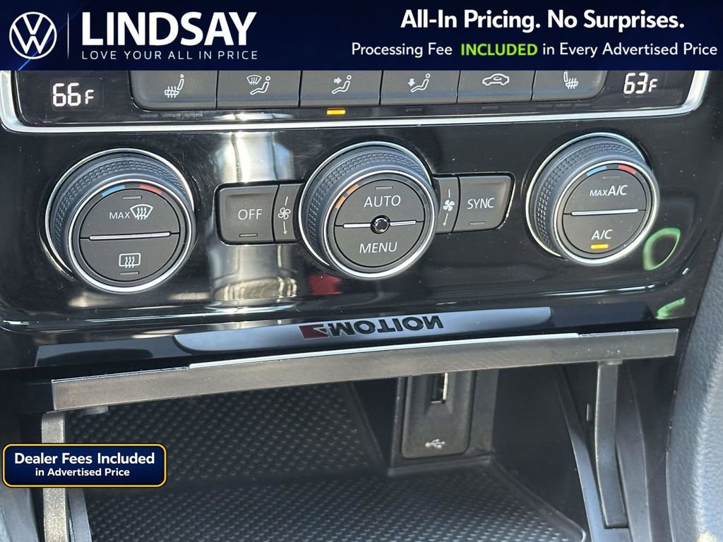 Used 2019 Volkswagen Golf R 4-Door AWD/4WD image 18