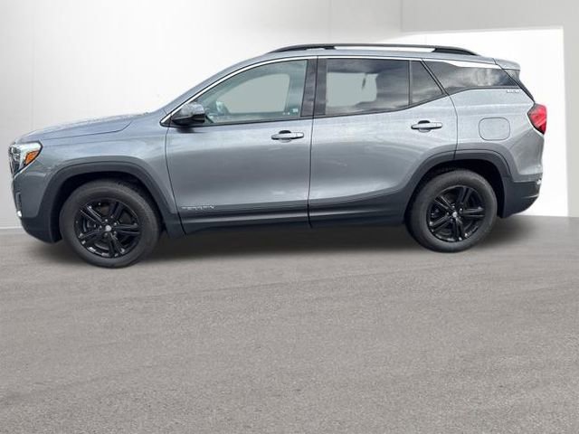Used 2020 GMC Terrain SLE w/ Driver Convenience Package FWD image 2