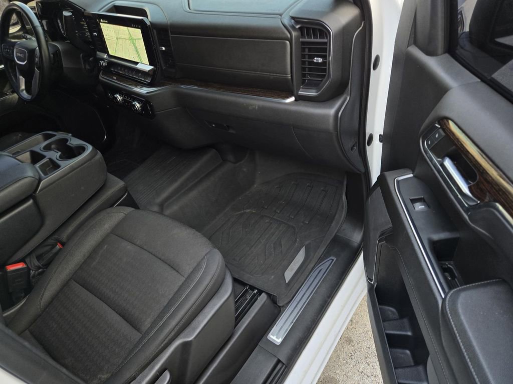 Used 2023 GMC Sierra 1500 Elevation image 7