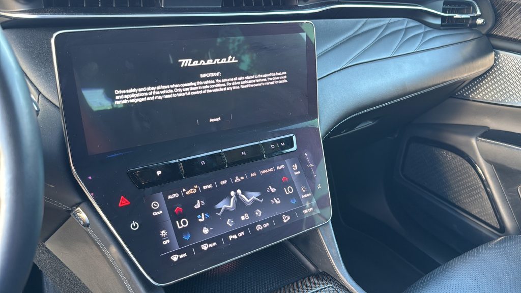 Used 2023 Maserati Grecale GT AWD/4WD image 38