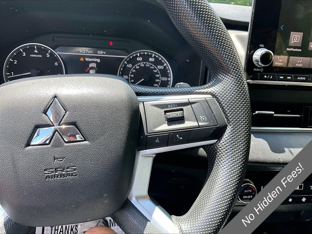 Used 2022 Mitsubishi Outlander ES AWD/4WD image 16
