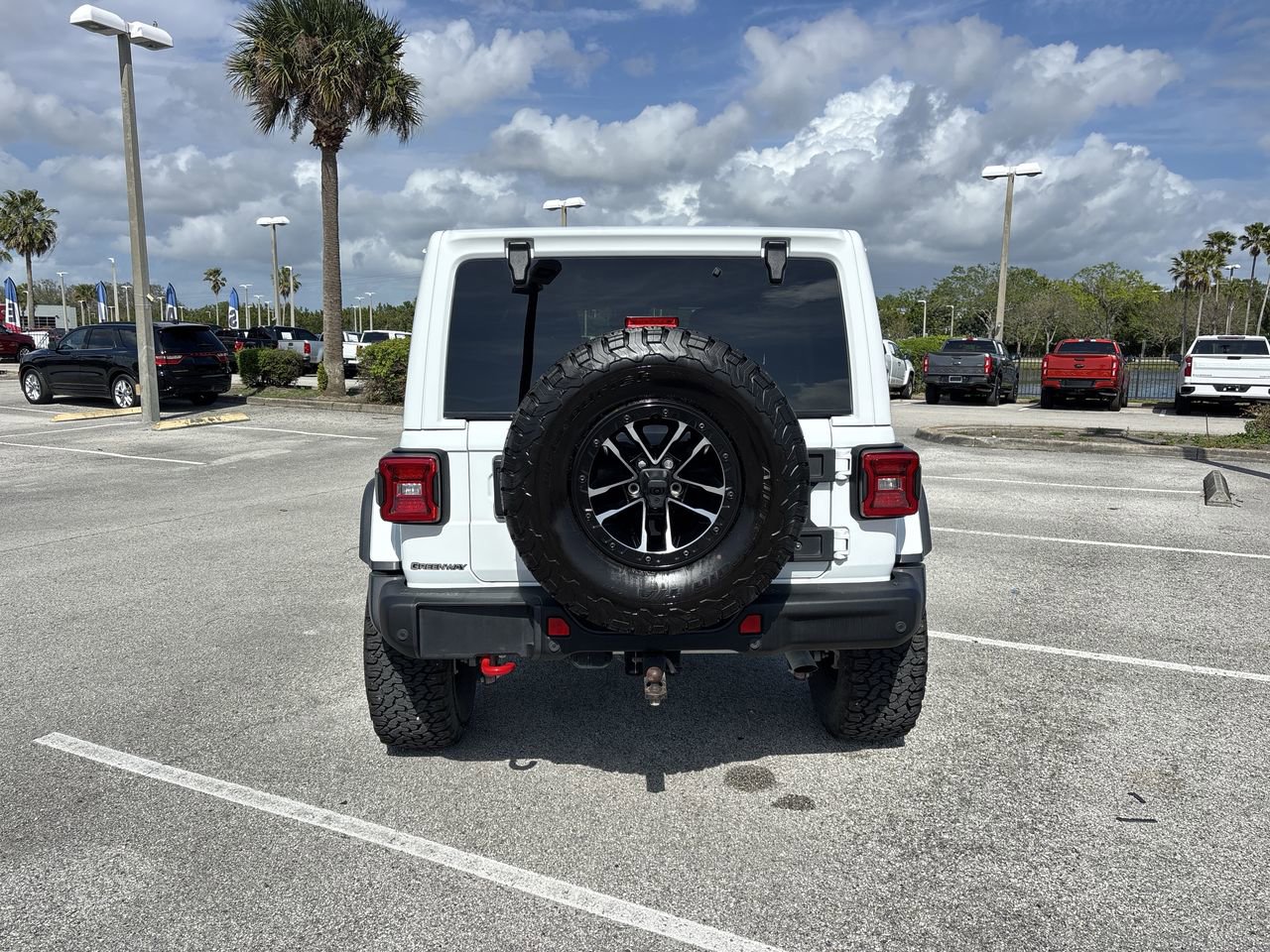 Used 2025 Jeep Wrangler Unlimited Rubicon image 4