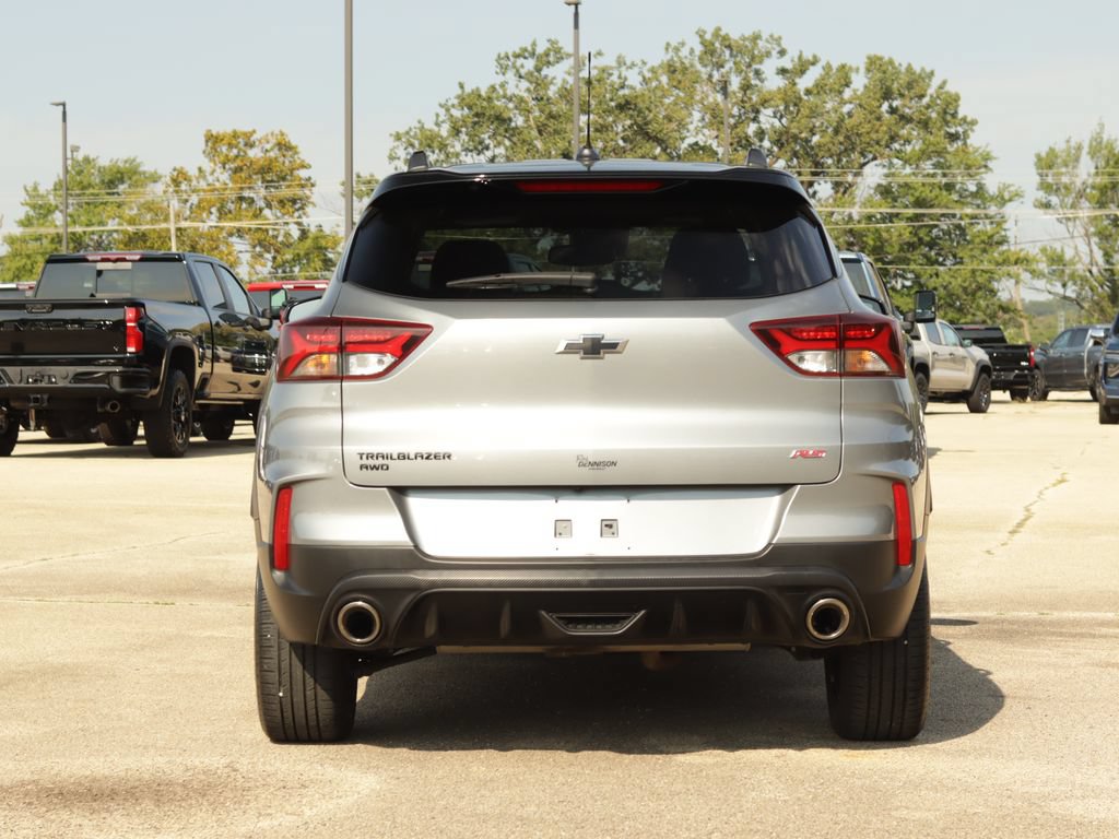 Used 2023 Chevrolet TrailBlazer RS w/ Convenience Package AWD/4WD image 6