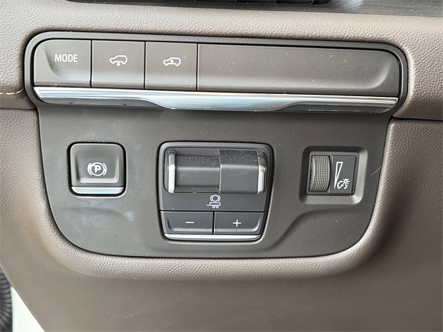 Used 2021 Cadillac Escalade Sport w/ Driver Assist Tech Package image 19