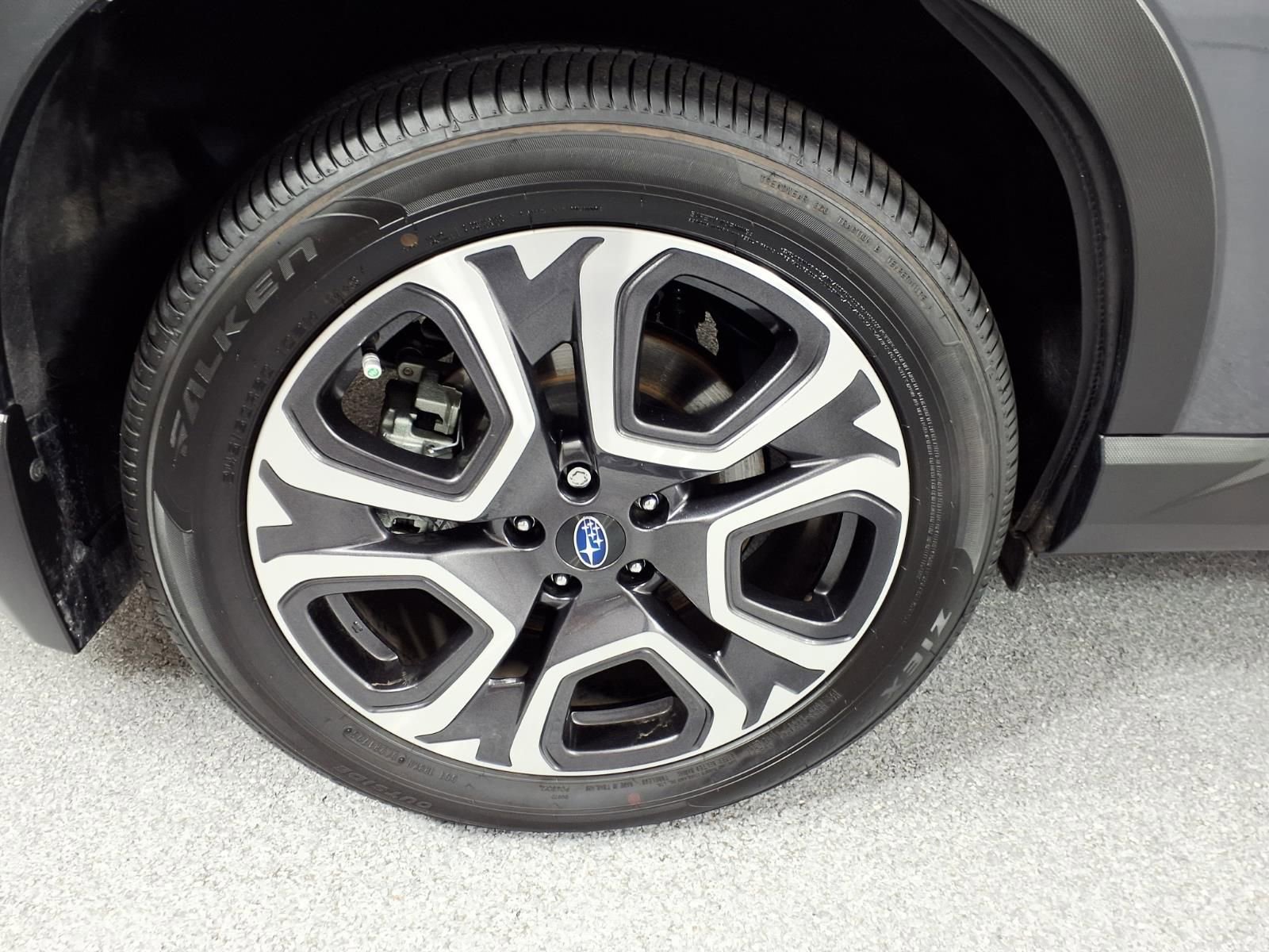 Used 2025 Subaru Ascent Touring image 4