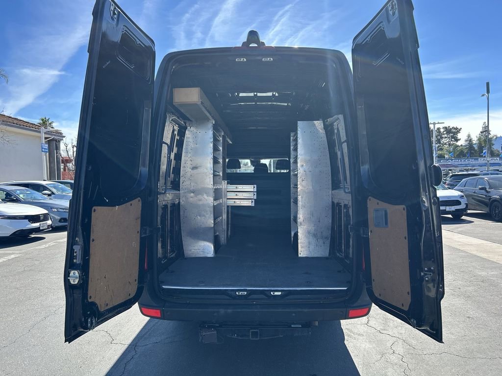 Used 2017 Mercedes-Benz Sprinter 3500 image 22